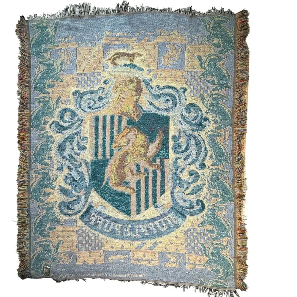 Harry Potter Hufflepuff House Crest WovenTapestry Throw Blanket WarnerBros 46x60